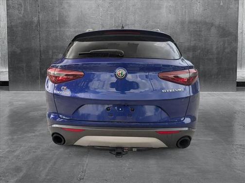 2022 Alfa Romeo Stelvio Ti