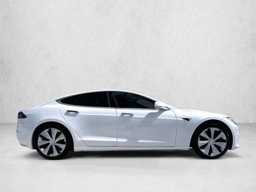 Pearl White Multi-Coat 2021 Tesla Model S Long Range