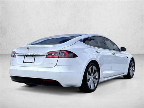 2021 Tesla Model S Long Range