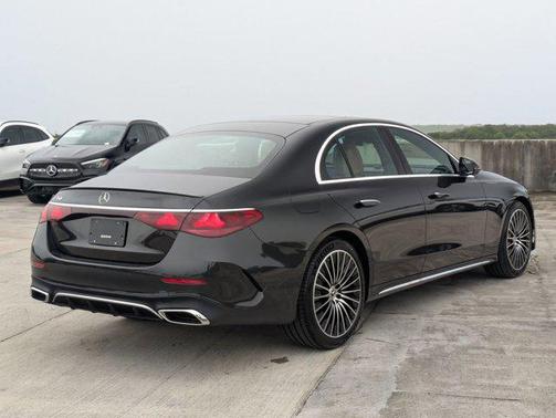 2025 Mercedes-Benz E-Class E 350