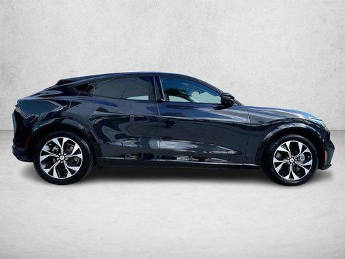 2022 Ford Mustang Mach-E Premium