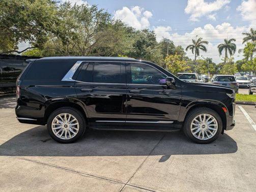 2022 Cadillac Escalade Luxury