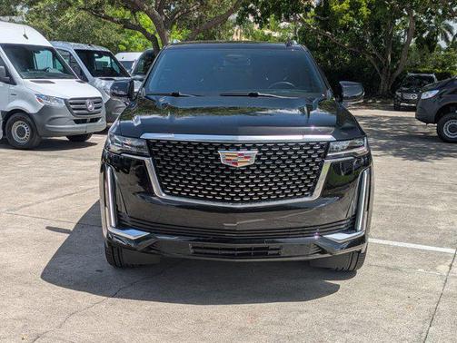 2022 Cadillac Escalade Luxury