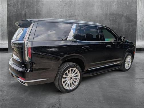 2022 Cadillac Escalade Luxury