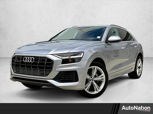 2022 Audi Q8 55 Premium Plus