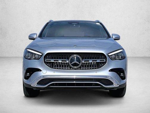 Cirrus Silver Metallic 2026 Mercedes-Benz GLA 250 4MATIC