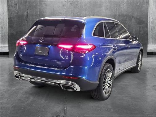 2025 Mercedes-Benz GLC 300 Base
