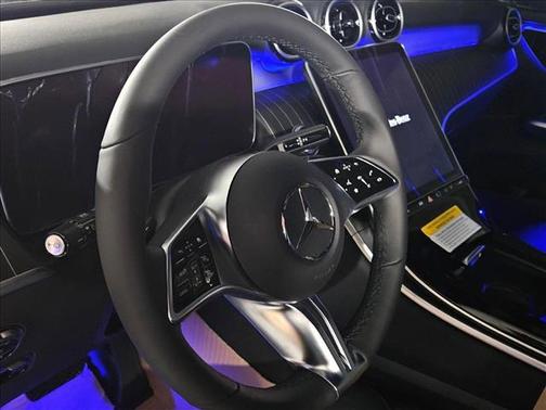 2025 Mercedes-Benz GLC 300 Base