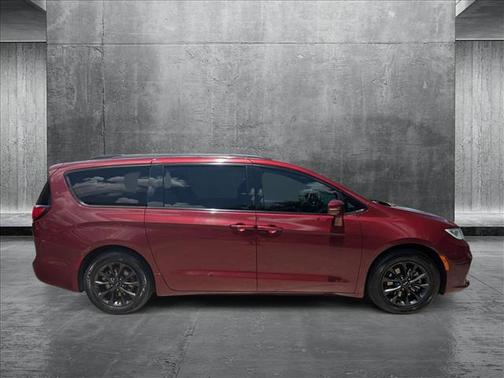 2021 Chrysler Pacifica Touring