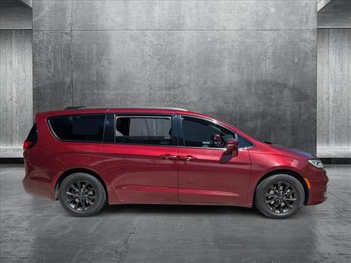 2021 Chrysler Pacifica Touring