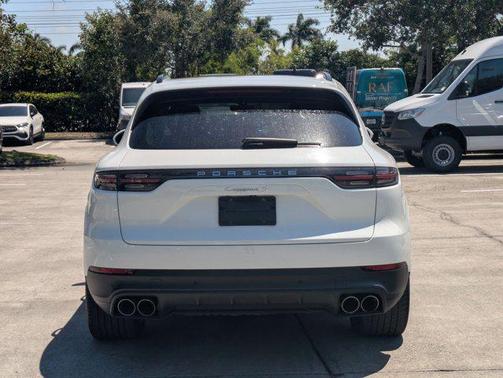 2021 Porsche Cayenne S