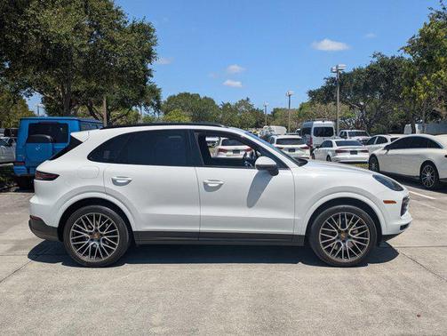 2021 Porsche Cayenne S