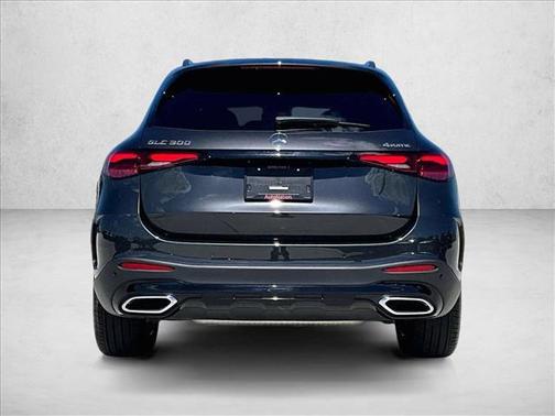 Graphite Grey 2025 Mercedes-Benz GLC 300 4MATIC