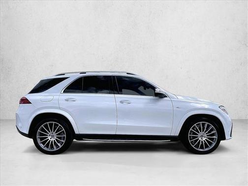 MANUFAKTUR Moonlight White Metallic 2025 Mercedes-Benz GLE 450e 4MATIC