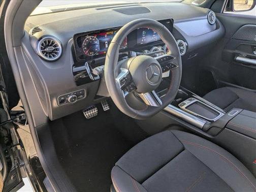 2025 Mercedes-Benz GLA 250 Base