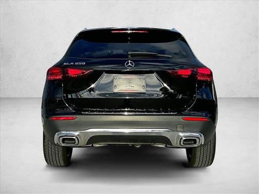 2025 Mercedes-Benz GLA 250 4MATIC