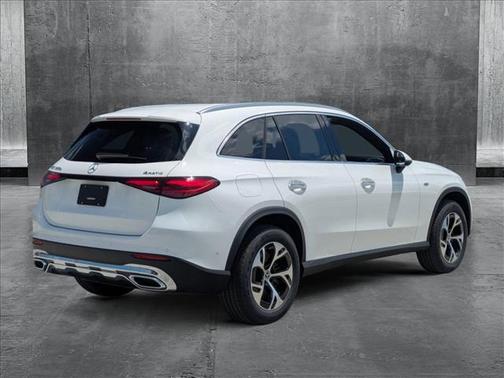 2025 Mercedes-Benz GLC 350e Base