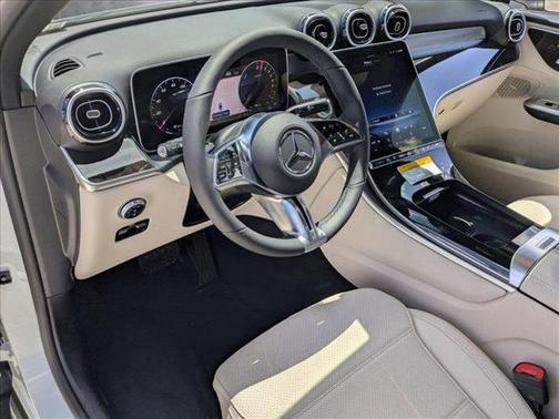 2025 Mercedes-Benz GLC 350e Base