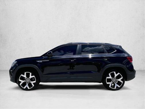 Pure Gray 2022 Volkswagen Taos 1.5T SEL