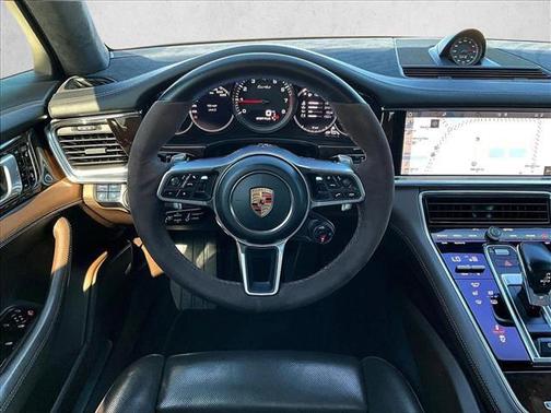 2018 Porsche Panamera Turbo