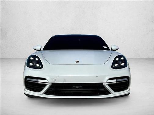 2018 Porsche Panamera Turbo
