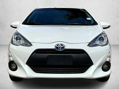 2016 Toyota Prius c One