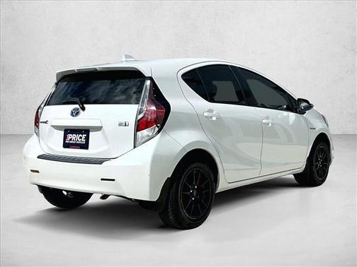 2016 Toyota Prius c One