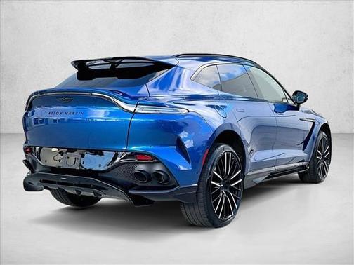 2023 Aston Martin DBX 707