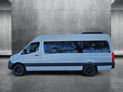 2025 Mercedes-Benz Sprinter 2500 High Roof