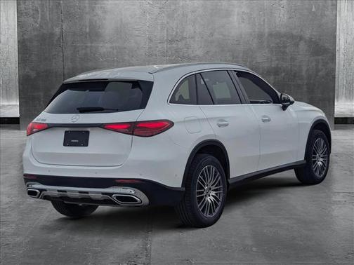 2025 Mercedes-Benz GLC 300 Base
