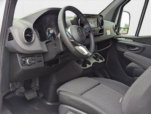 2024 Mercedes-Benz Sprinter 2500 High Roof