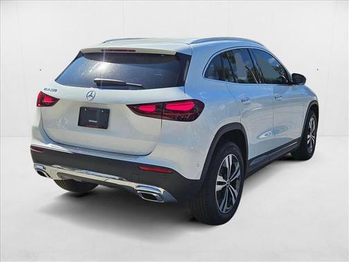 2025 Mercedes-Benz GLA 250 4MATIC