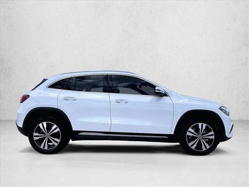 Polar White 2026 Mercedes-Benz GLA 250 4MATIC