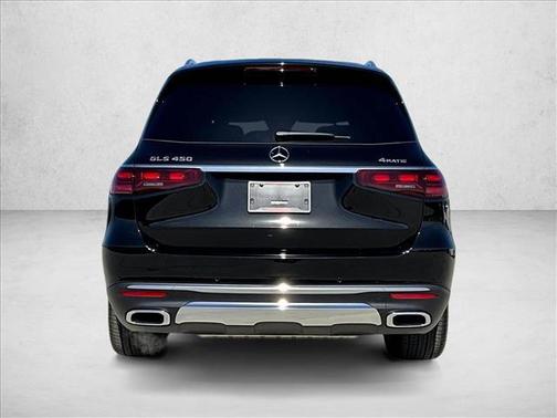 2026 Mercedes-Benz GLS 450 4MATIC