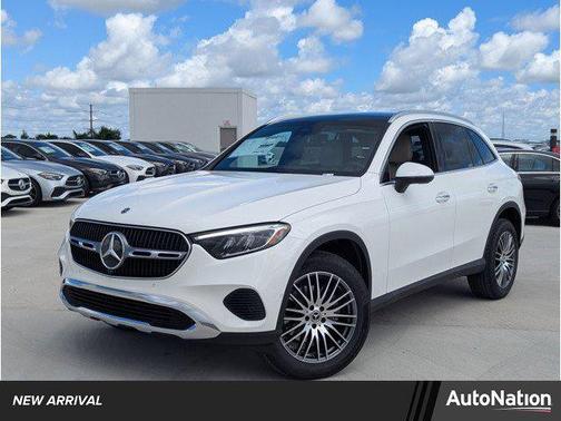 2026 Mercedes-Benz GLC 300 Base