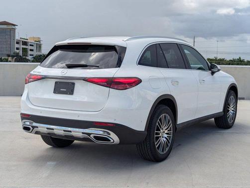 2026 Mercedes-Benz GLC 300 Base
