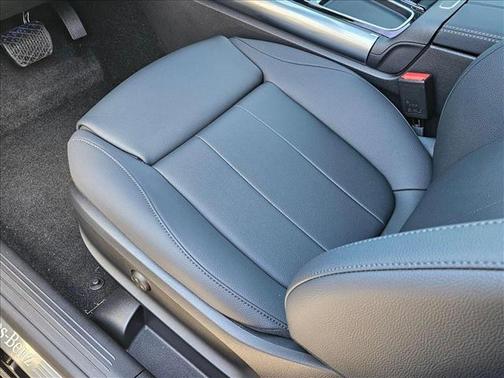 2025 Mercedes-Benz GLA 250 Base