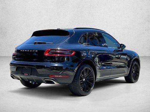 Black 2017 Porsche Macan Macan