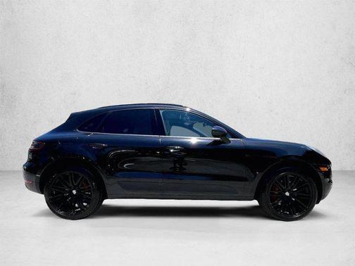 Black 2017 Porsche Macan Macan
