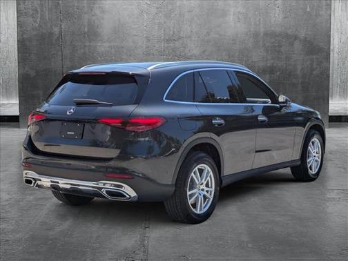 2025 Mercedes-Benz GLC 300 Base