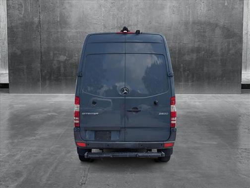 2018 Mercedes-Benz Sprinter 2500 Standard Roof