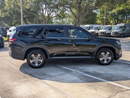 2023 Honda Pilot AWD EX-L 7 Passenger