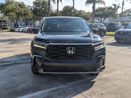 2023 Honda Pilot AWD EX-L 7 Passenger