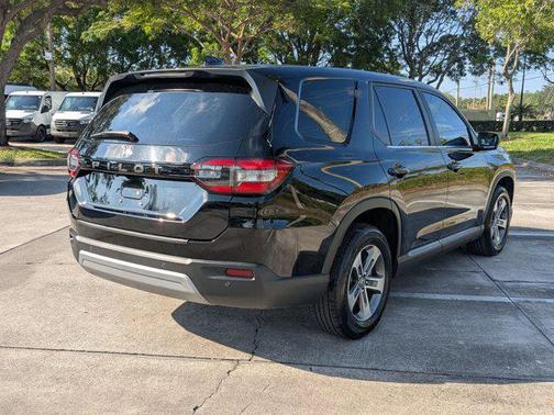 2023 Honda Pilot AWD EX-L 7 Passenger