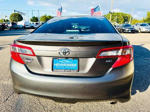 2014 Toyota Camry SE Sport