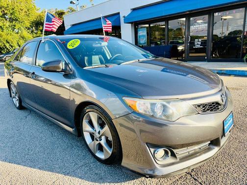 2014 Toyota Camry SE Sport