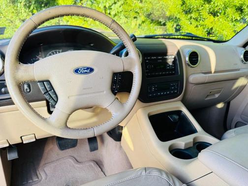 2004 Ford Expedition Eddie Bauer