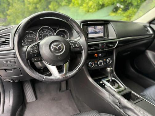 Green 2014 Mazda Mazda6 i Sport