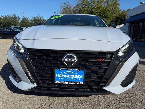 2023 Nissan Altima SR FWD