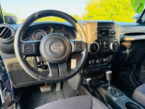 2013 Jeep Wrangler Unlimited Sport